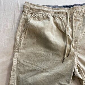 American Rag Beige Drawstring Cotton Shorts – Size L (Like New)